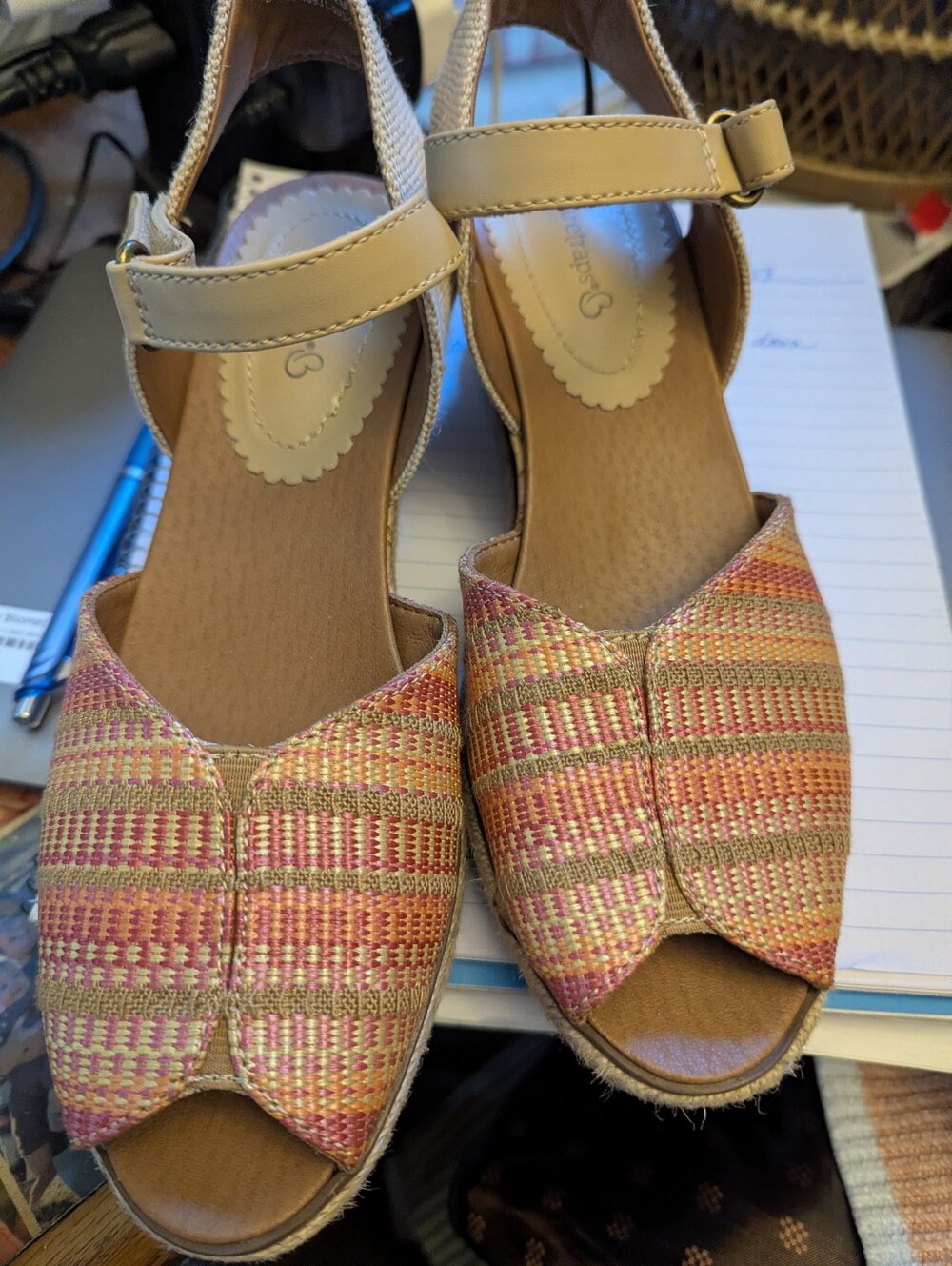 Exc Women's Baretraps Odetta Cork Multi Textured Wedge Sandals Sz 8.5m